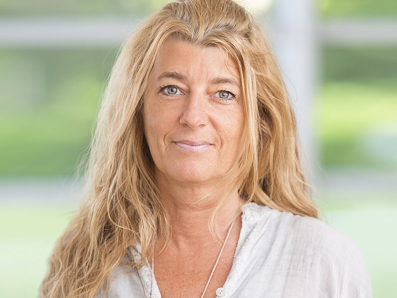 Porträtfoto von Frau Windhausen, Mitarbeiterin im Zentralen Patientenmanagement am MHK Bergheim