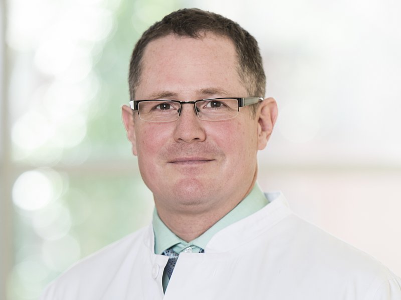 Porträtfoto von Herrn Wiederhold, Oberarzt Kardiologie am MHK Bergheim